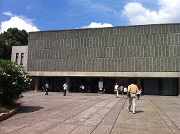 国立西洋美術館正面