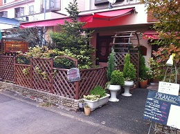 お店の入り口(1)