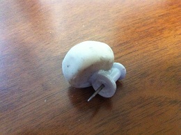 画鋲と消しゴム
