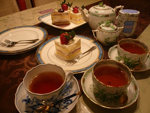 ケーキ＆ティー
