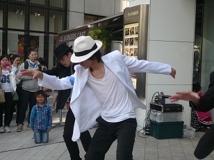 MJパフォーマンス(4)